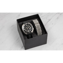 Load image into Gallery viewer, Heritor Automatic Matador Box Set with Interchangable Bands and Date Display - Black/Silver - HERHR9301
